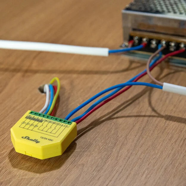shelly-plus-rgbw-pm-led-controller-wlan image 6
