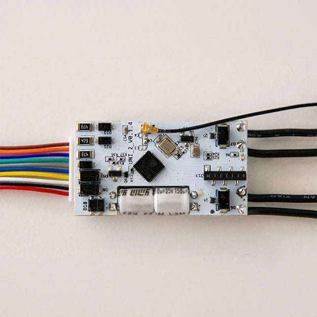 shelly-plus-uni-wlan-modul-kleinspannung-sensor image 3