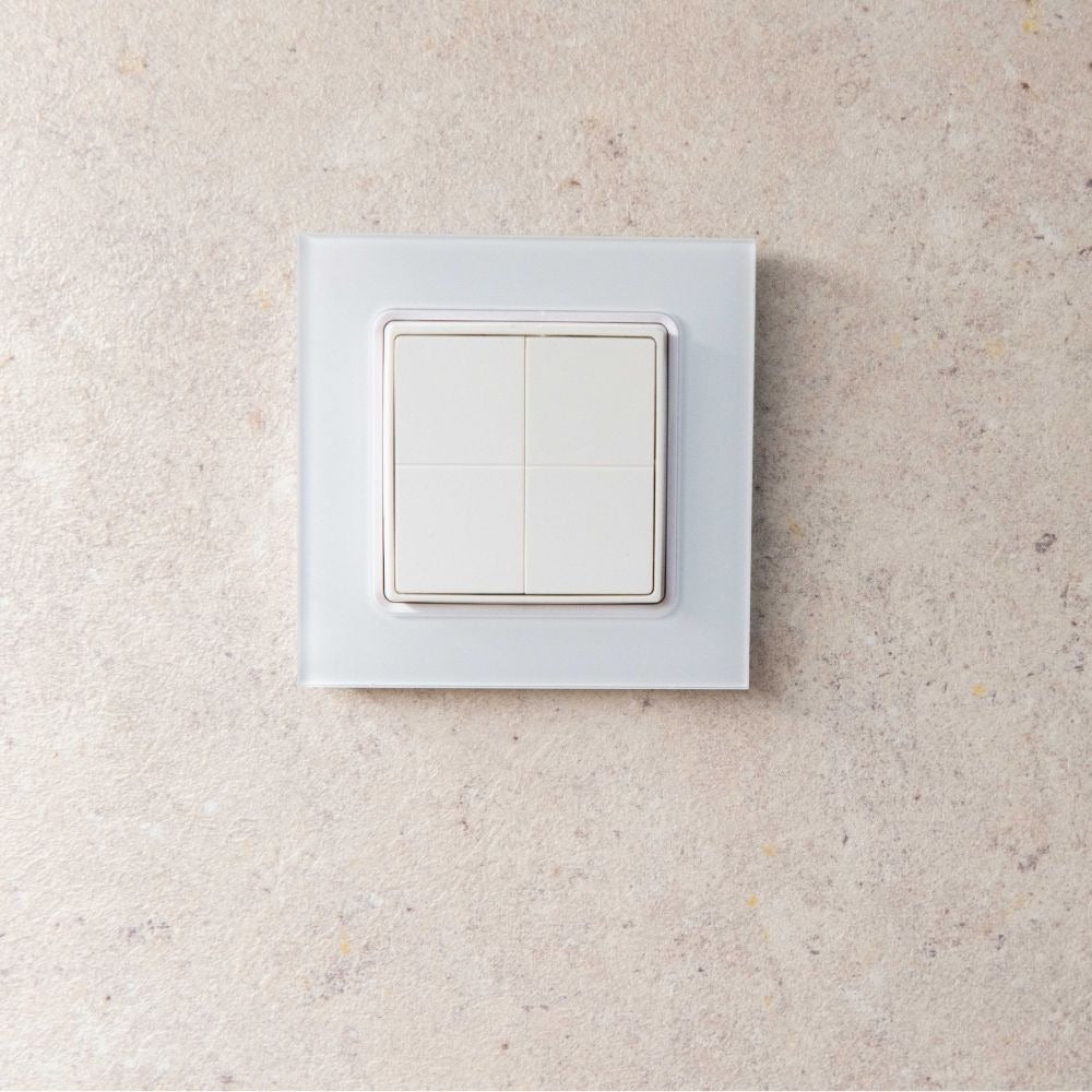 shelly-blu-ws4-wandschalter-4-fach-mit-legrand-adapter image 3
